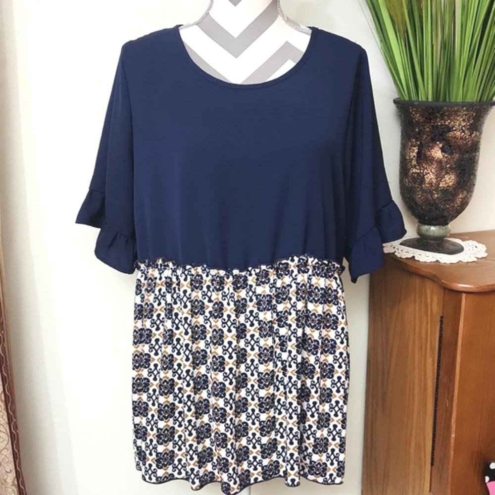 Betsy's Boutique Shop Blouse